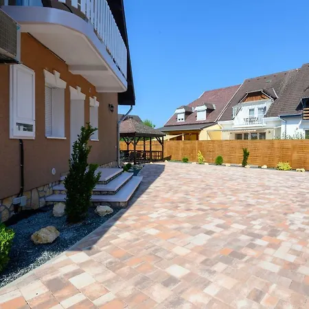 La Maison Du Calme Apartment *