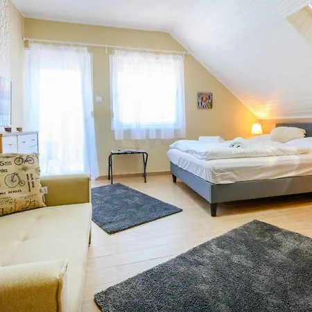 Апартаменты La Maison Du Calme Бюк
